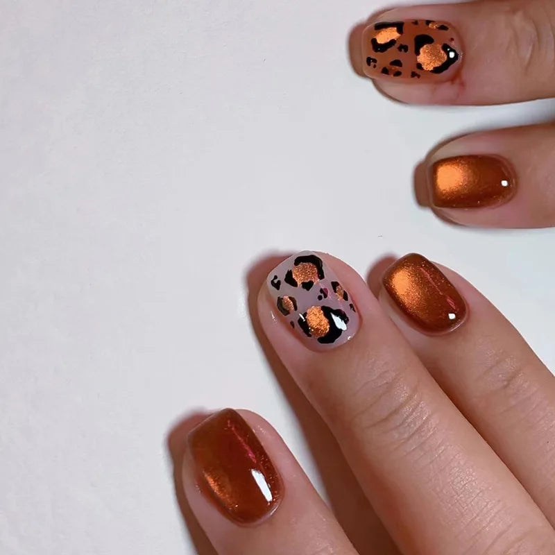 24Pcs Oval Short Pink Press on Nails Simple Ombre